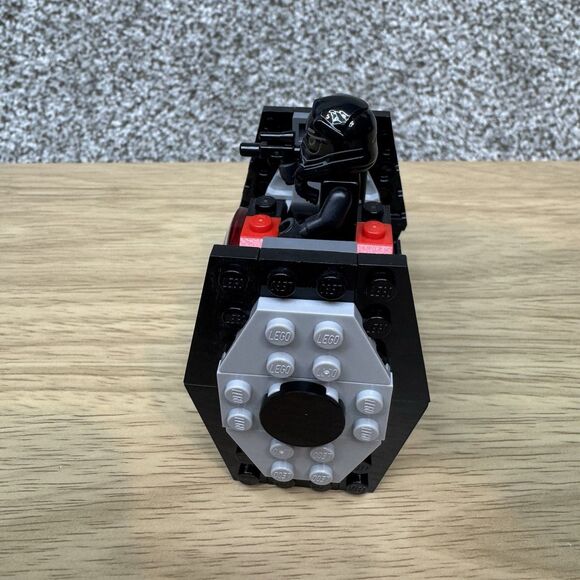 LEGO Star Wars Micro Fighter Lot Of 3 With Instructions 75194, 75193, 75161 - Picture 6 of 13